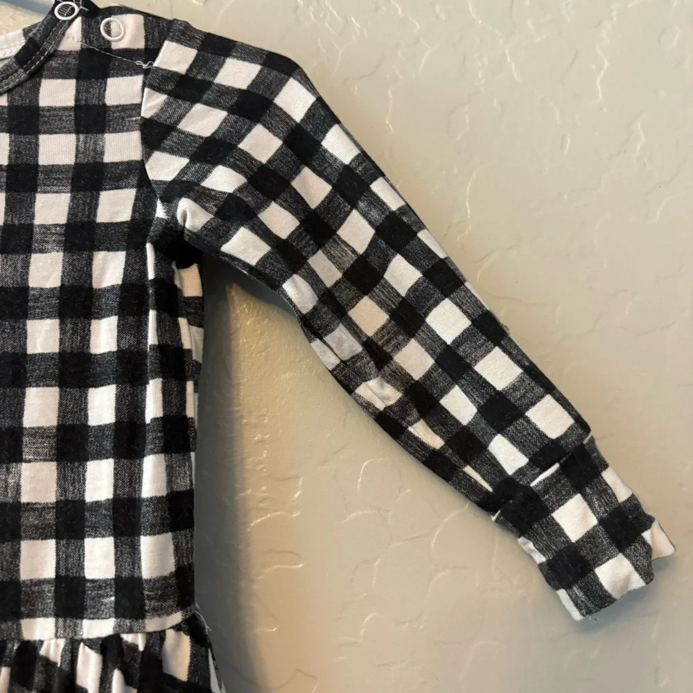 Gigi and Max Parker black and white checks long sleeve skirted bodysuit 12 month